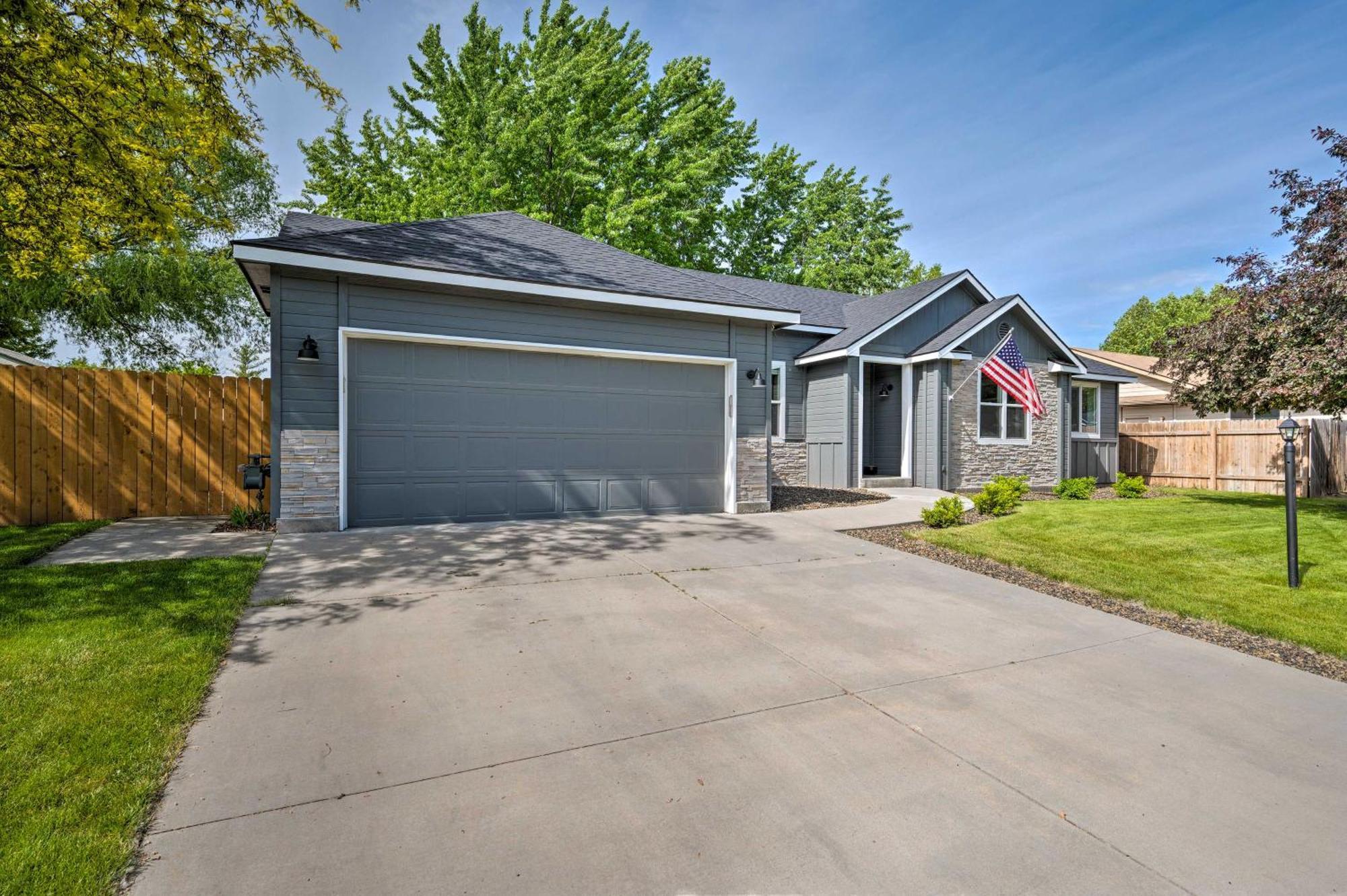 Family-Friendly Meridian Home 13 Mi To Boise Екстериор снимка